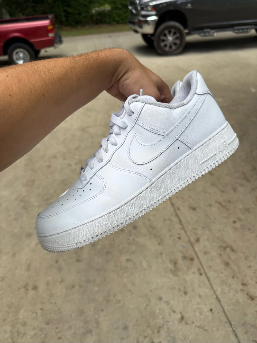 Nike Air Force 1 '07 Low Top Triple White Sneakers CW2288-111 Men Size 11.5 Used
